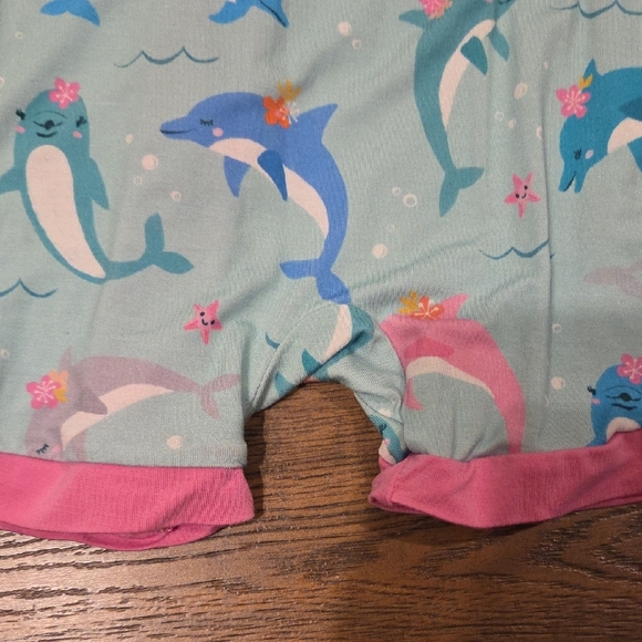 Little Sleepies Dolphin Shorty - Picture 4 of 4